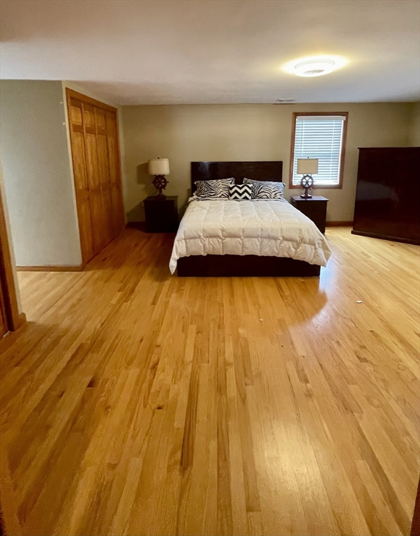 871 King St, Fall River