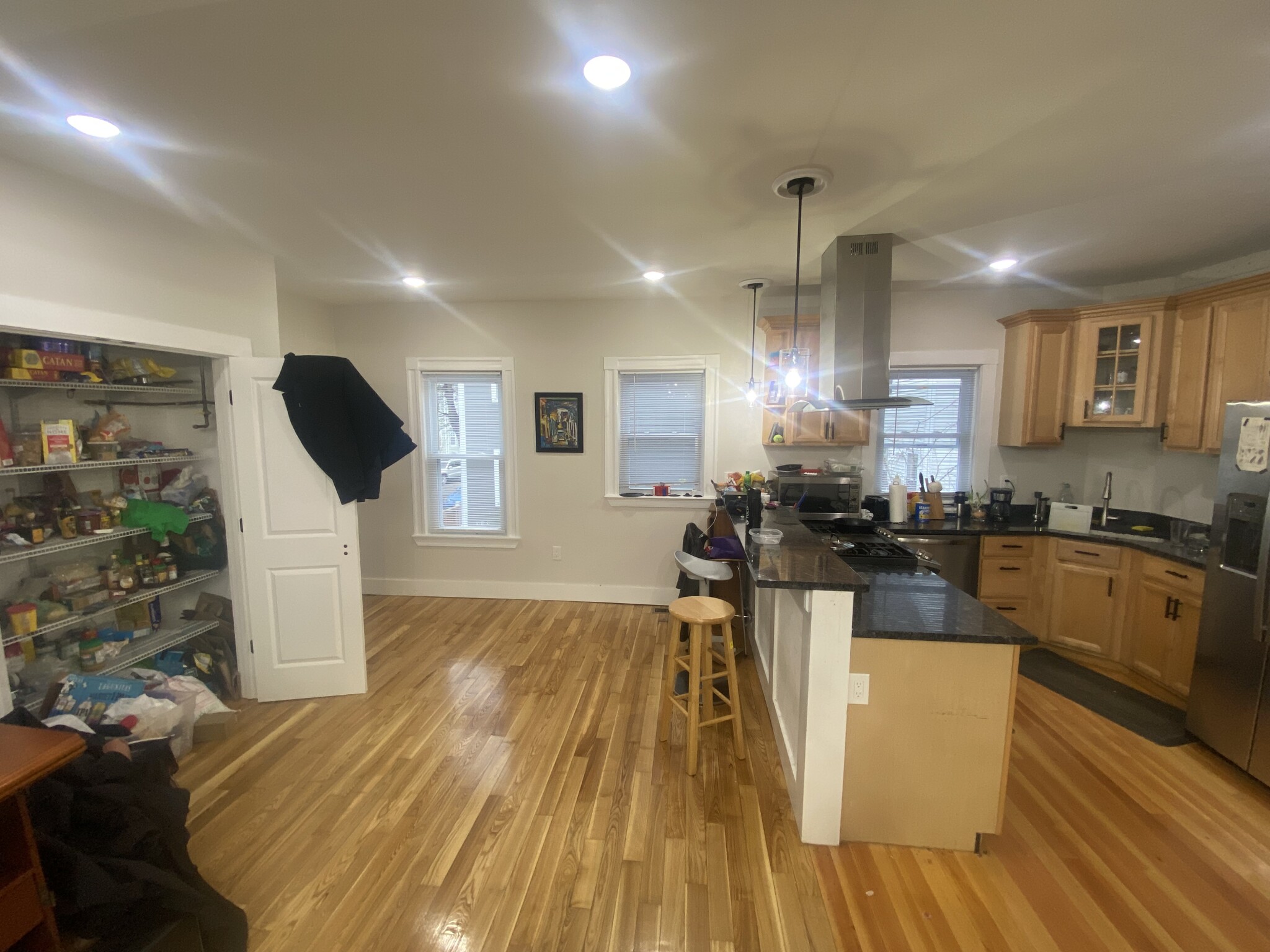 11 Aberdeen Rd, Powder House Square