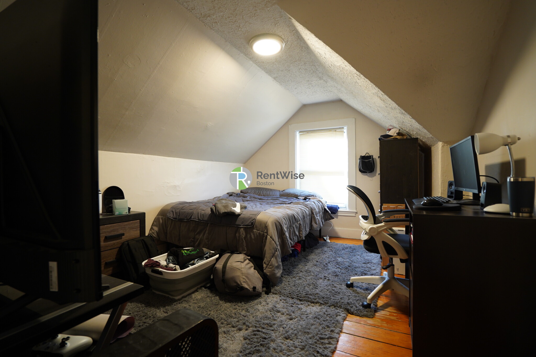 25 Pratt St, Allston