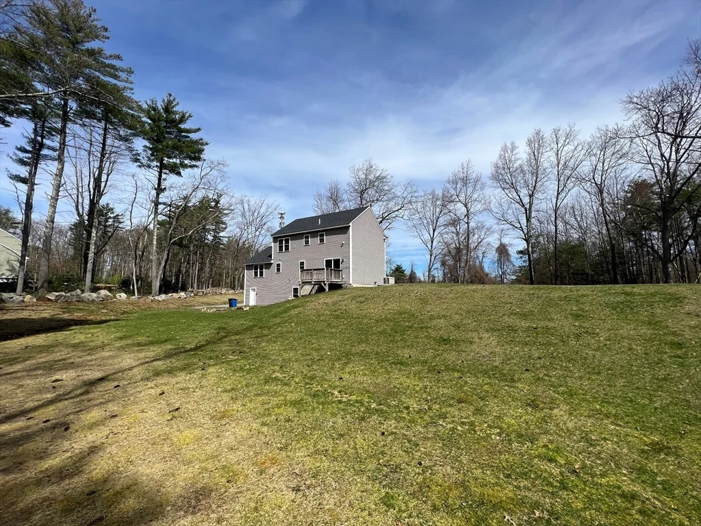 78 Bayberry Rd, Townsend