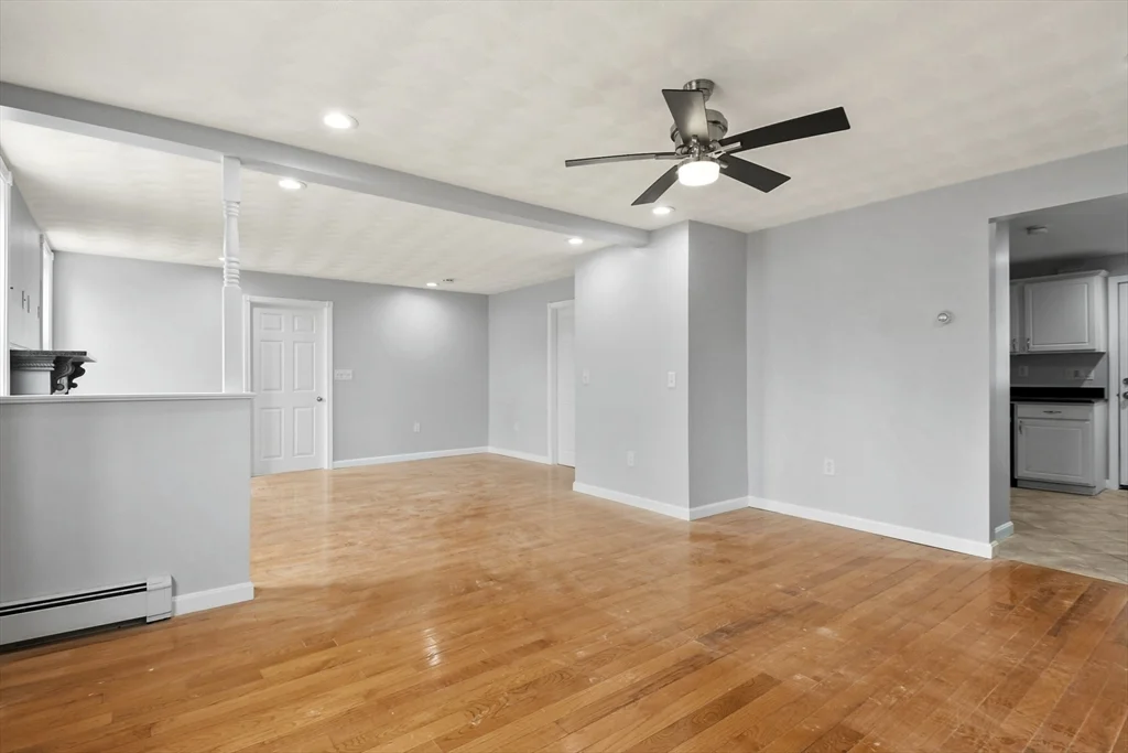 515 Winthrop St, Rehoboth