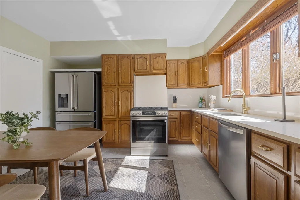 56 Spring St, East Cambridge