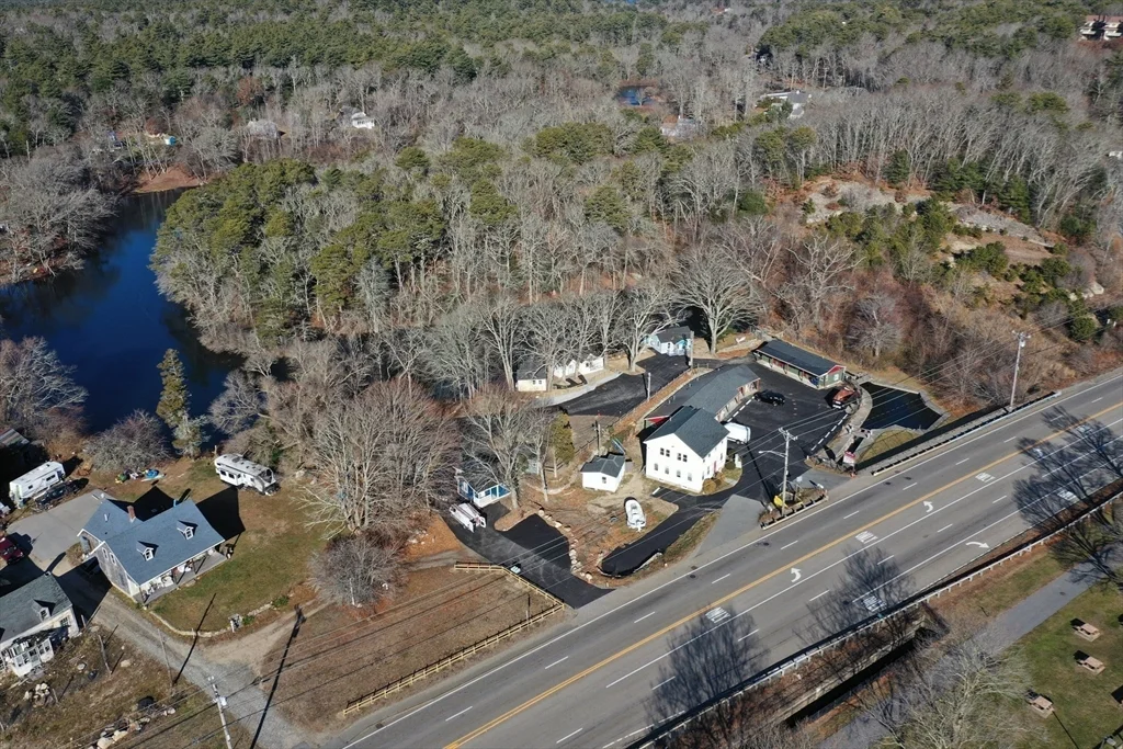 825 Scenic Hwy, Bourne