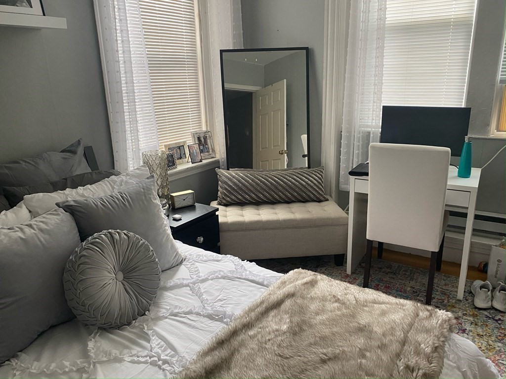 115 Salem St, North End