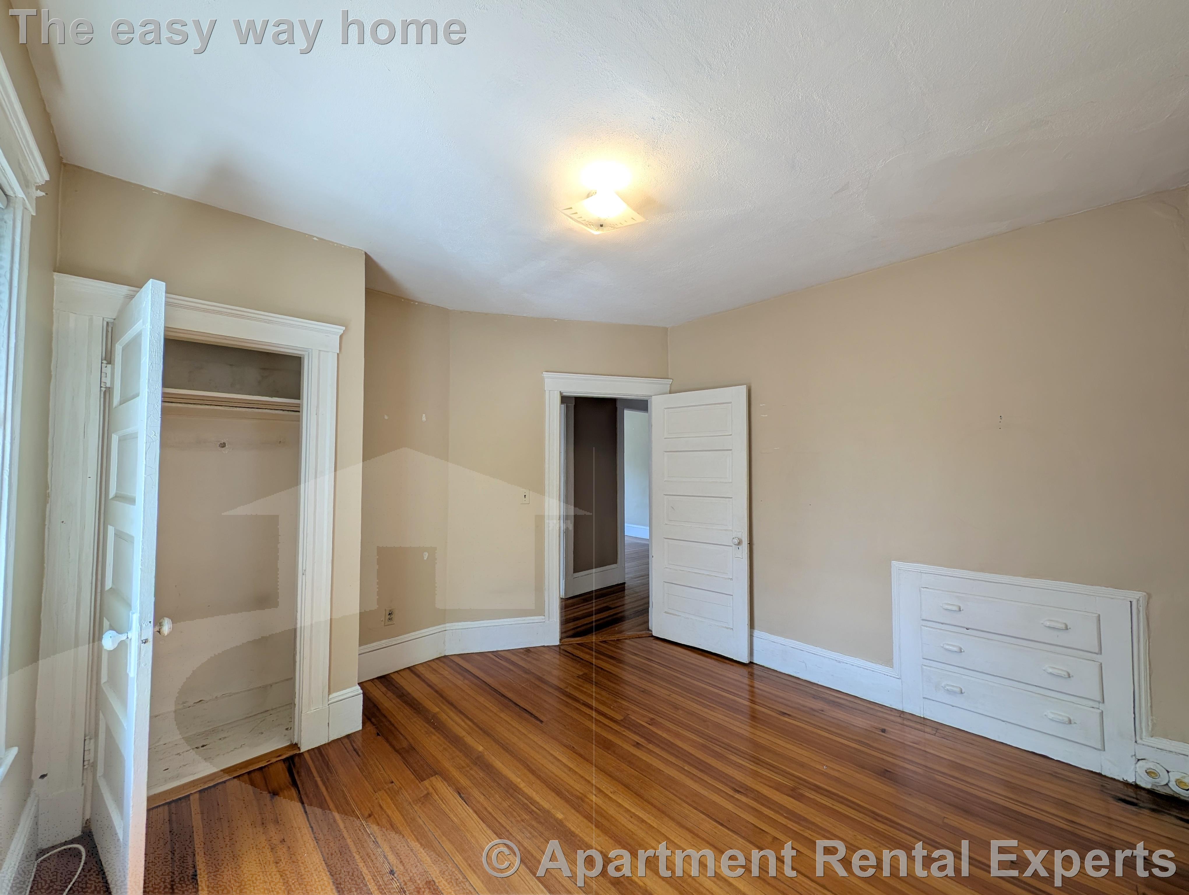 49 Conwell Ave, Teele Square