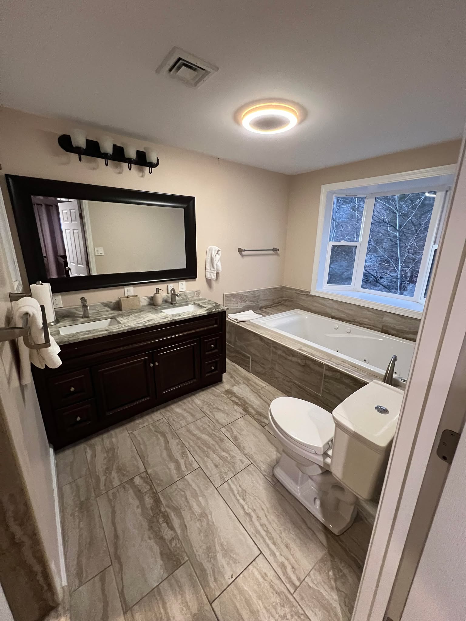 35 Glen Circle, Piety Corner Historic District