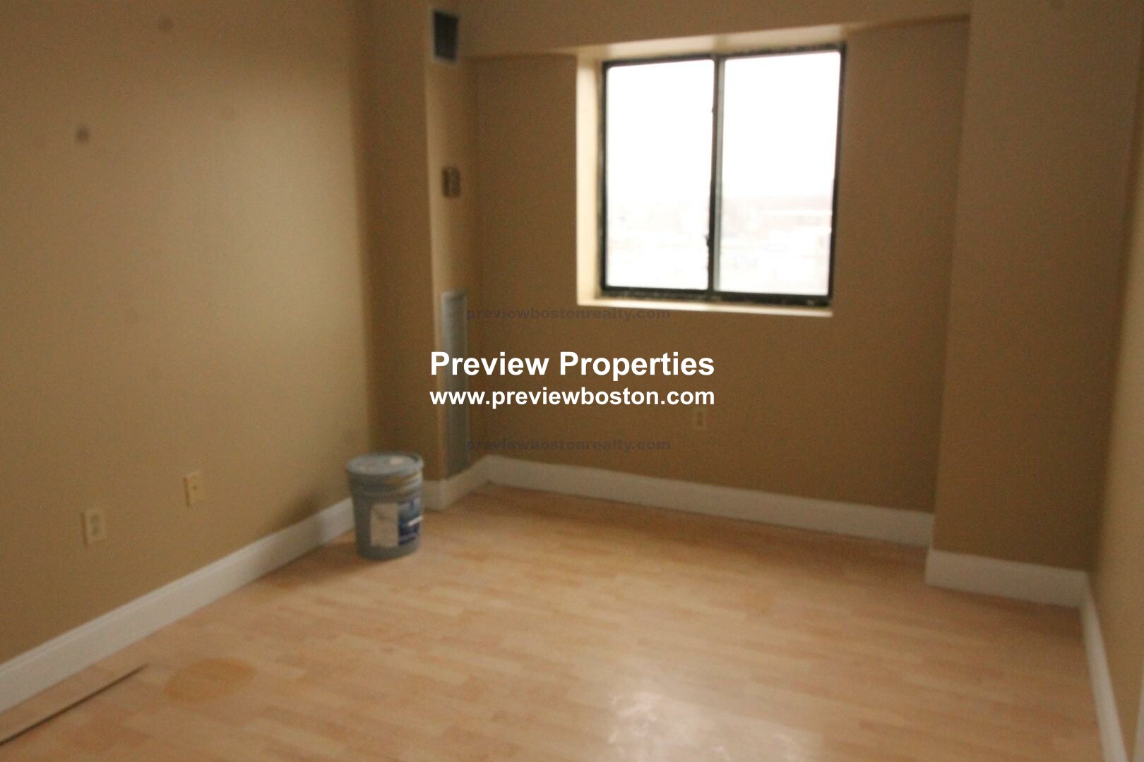 15 North Beacon St, Allston