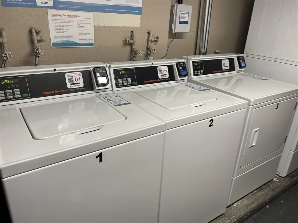 12 Woodland St, Everett