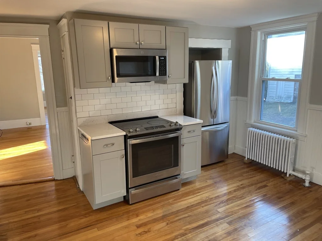 82 Brantwood Rd, West Side