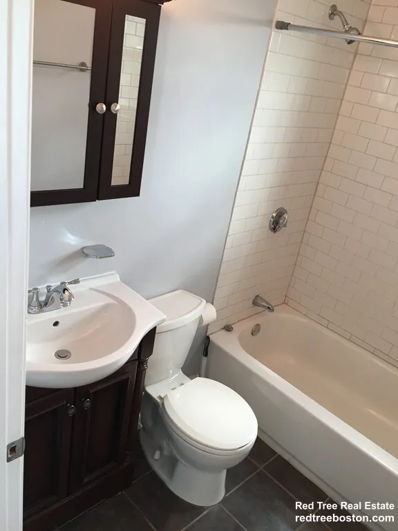 39 Pinckney St, East Somerville