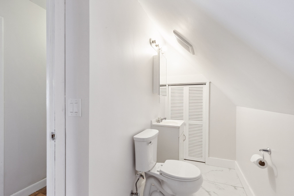 11 Tucker St, Milton