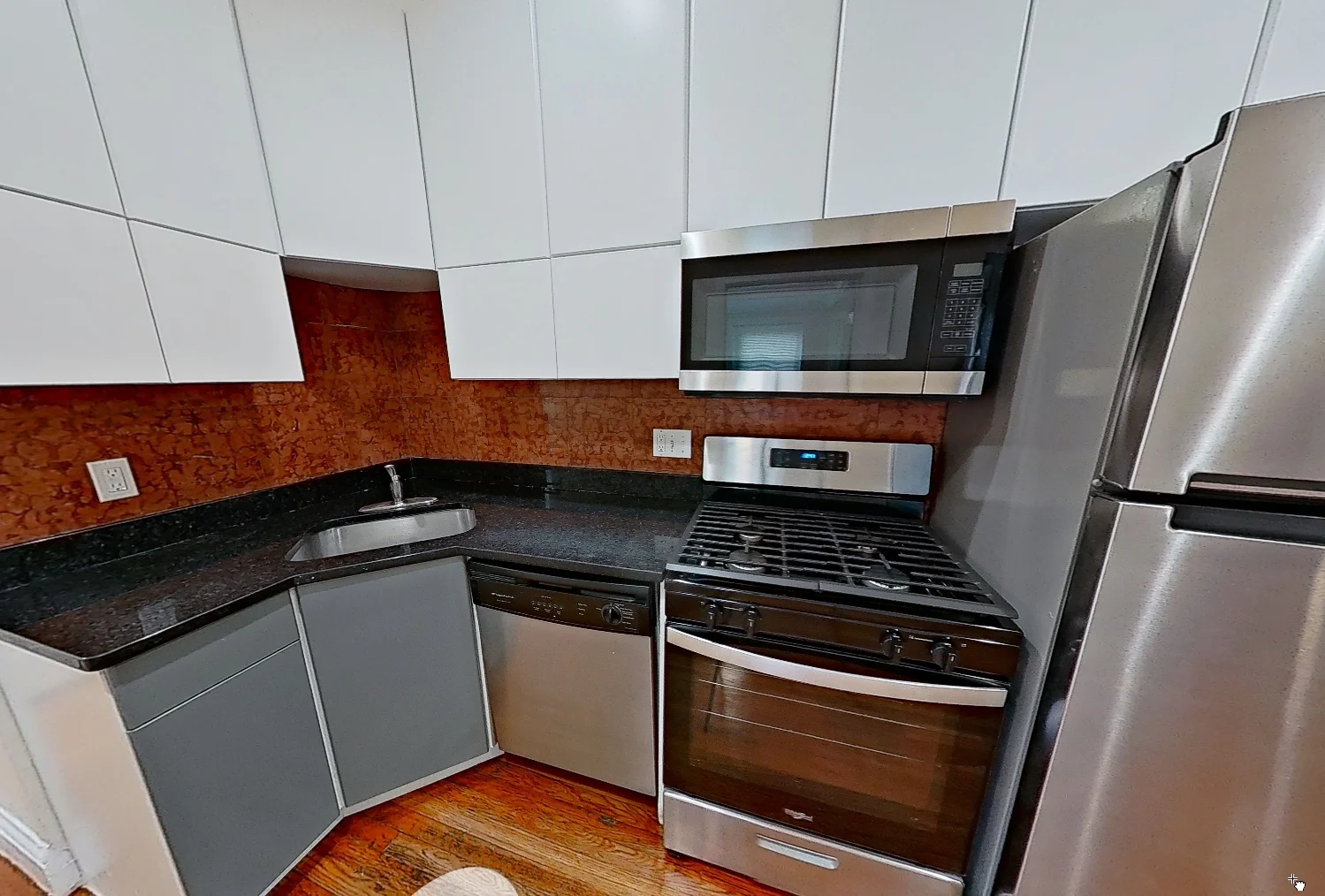 73 Thatcher St, North Brookline