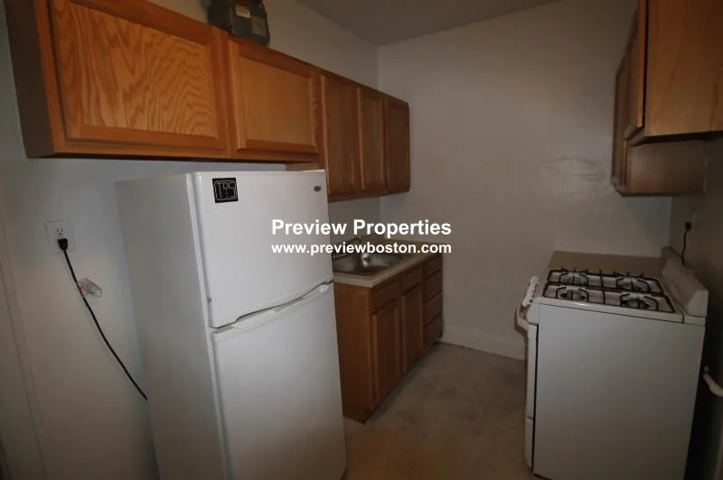 109 Brainerd Rd, Allston