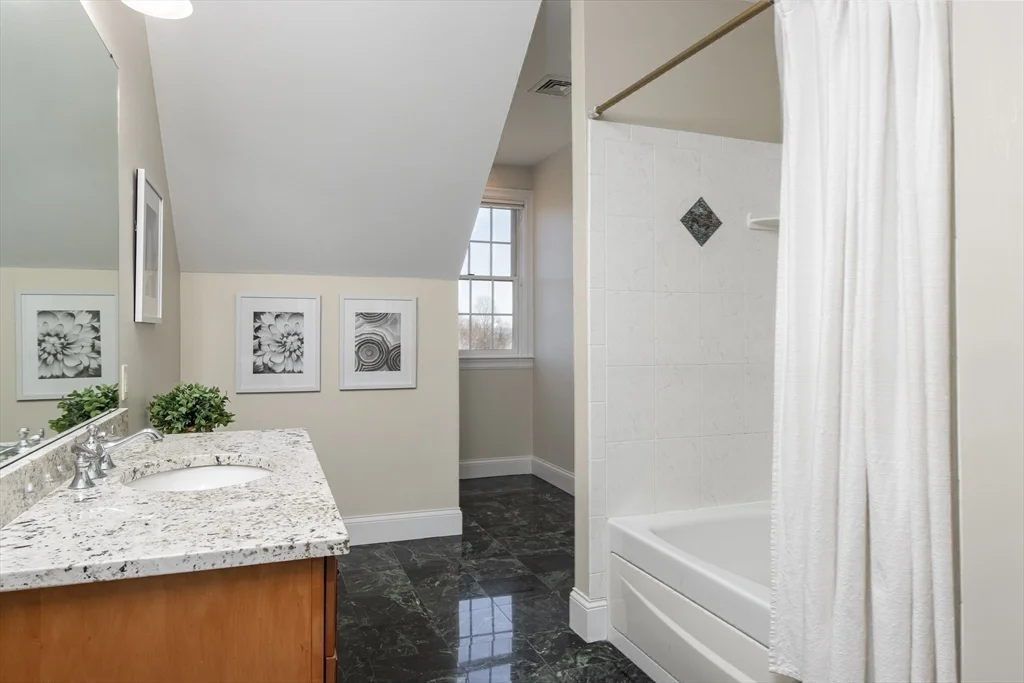63 Skyfields Dr, Groton