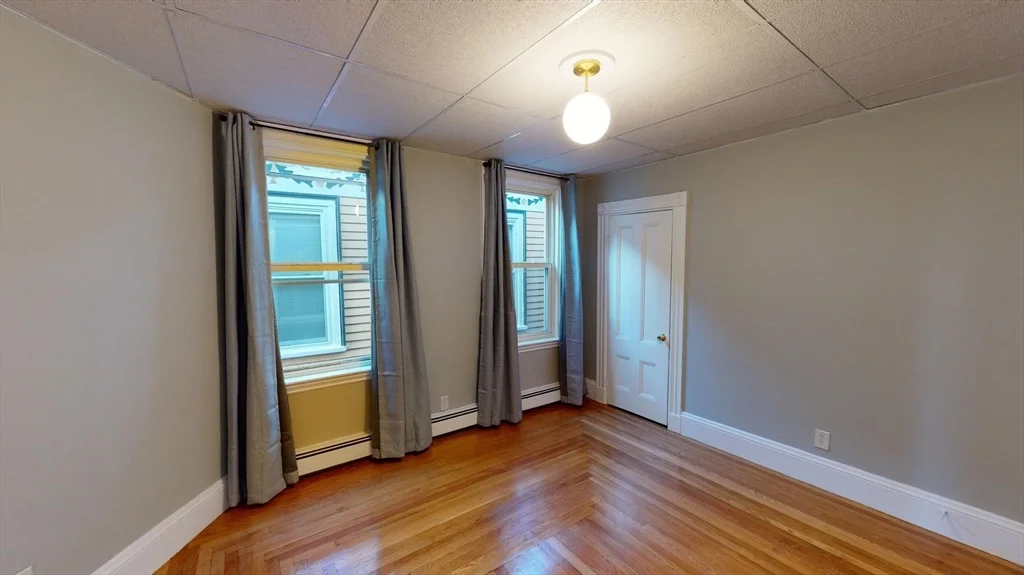 823 Dorchester Ave, Dorchester