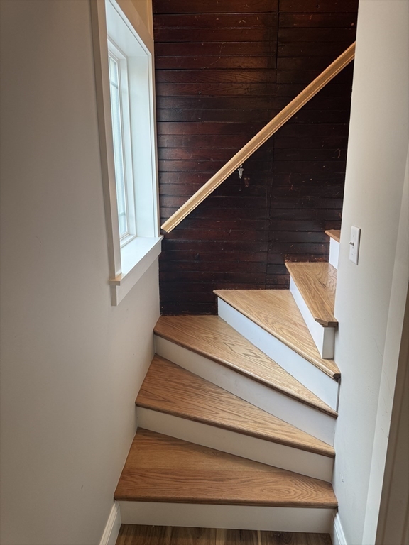 51-A Cedar St, Downtown