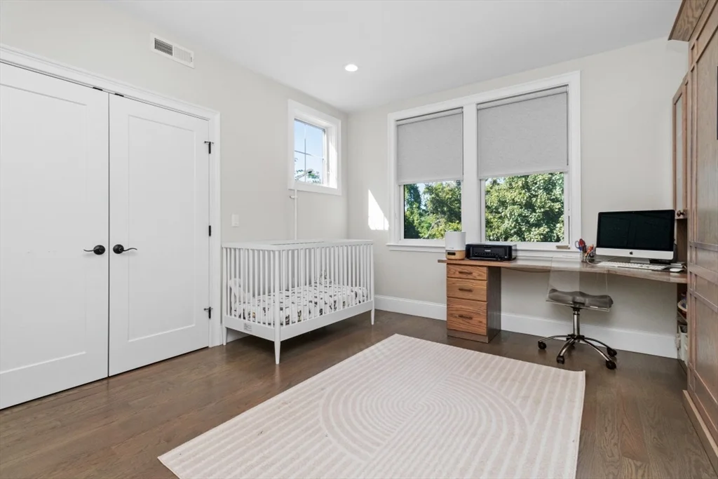 2 Elm St, Dorchester