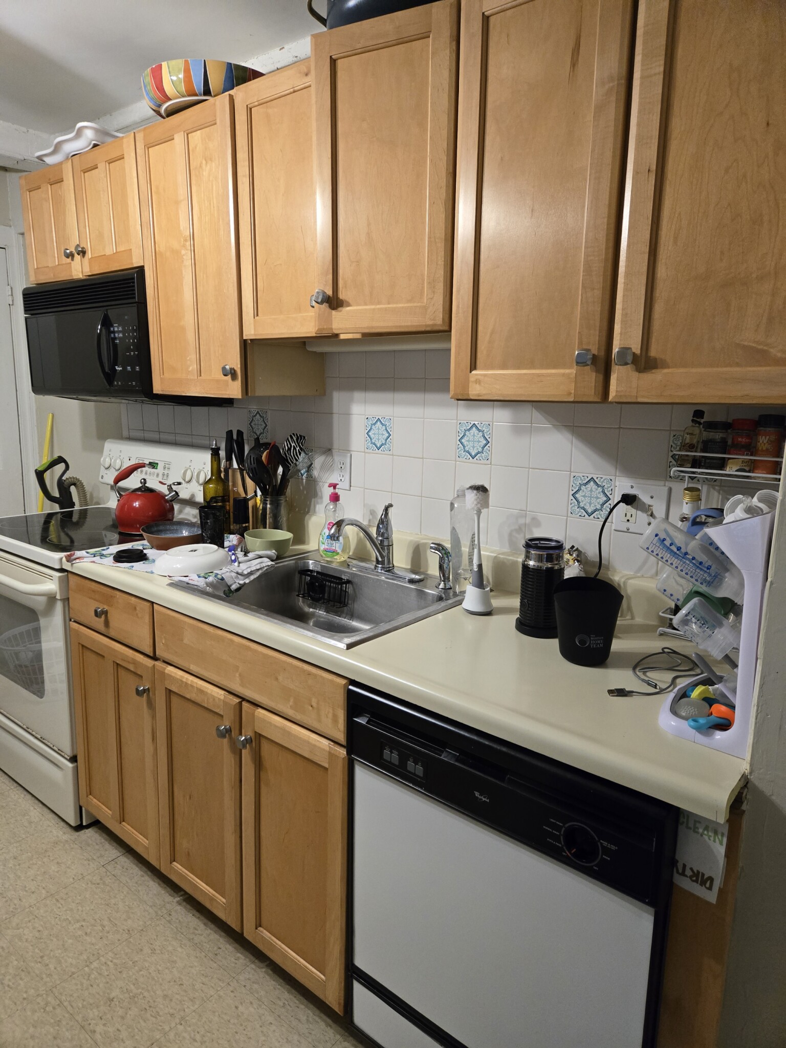 47 Clinton Pl, Newton Center