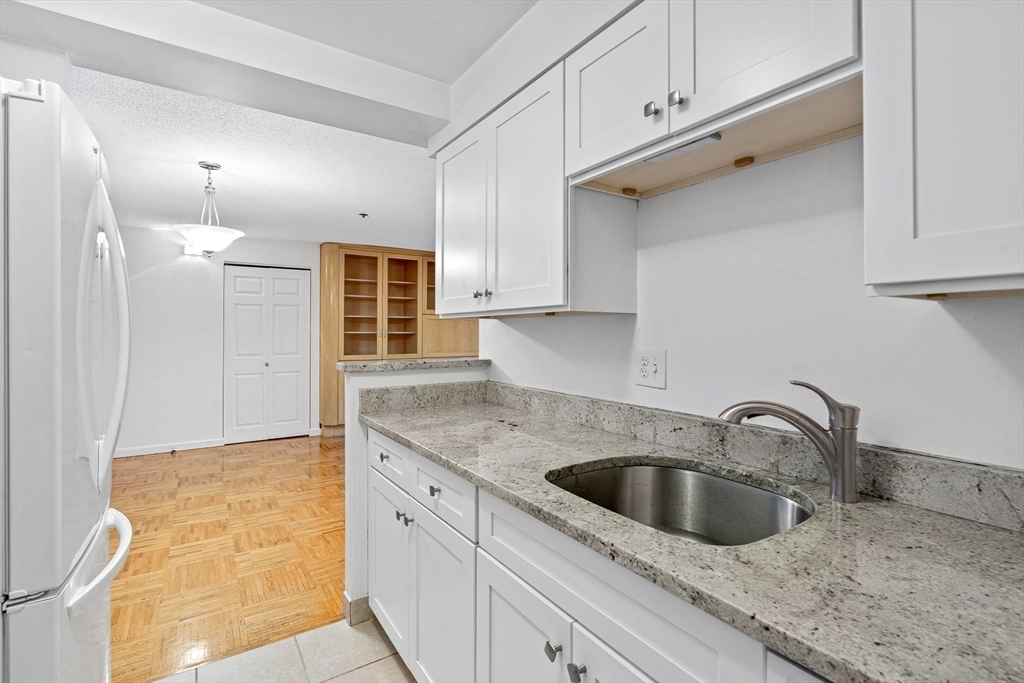 357 Commercial St, Waterfront