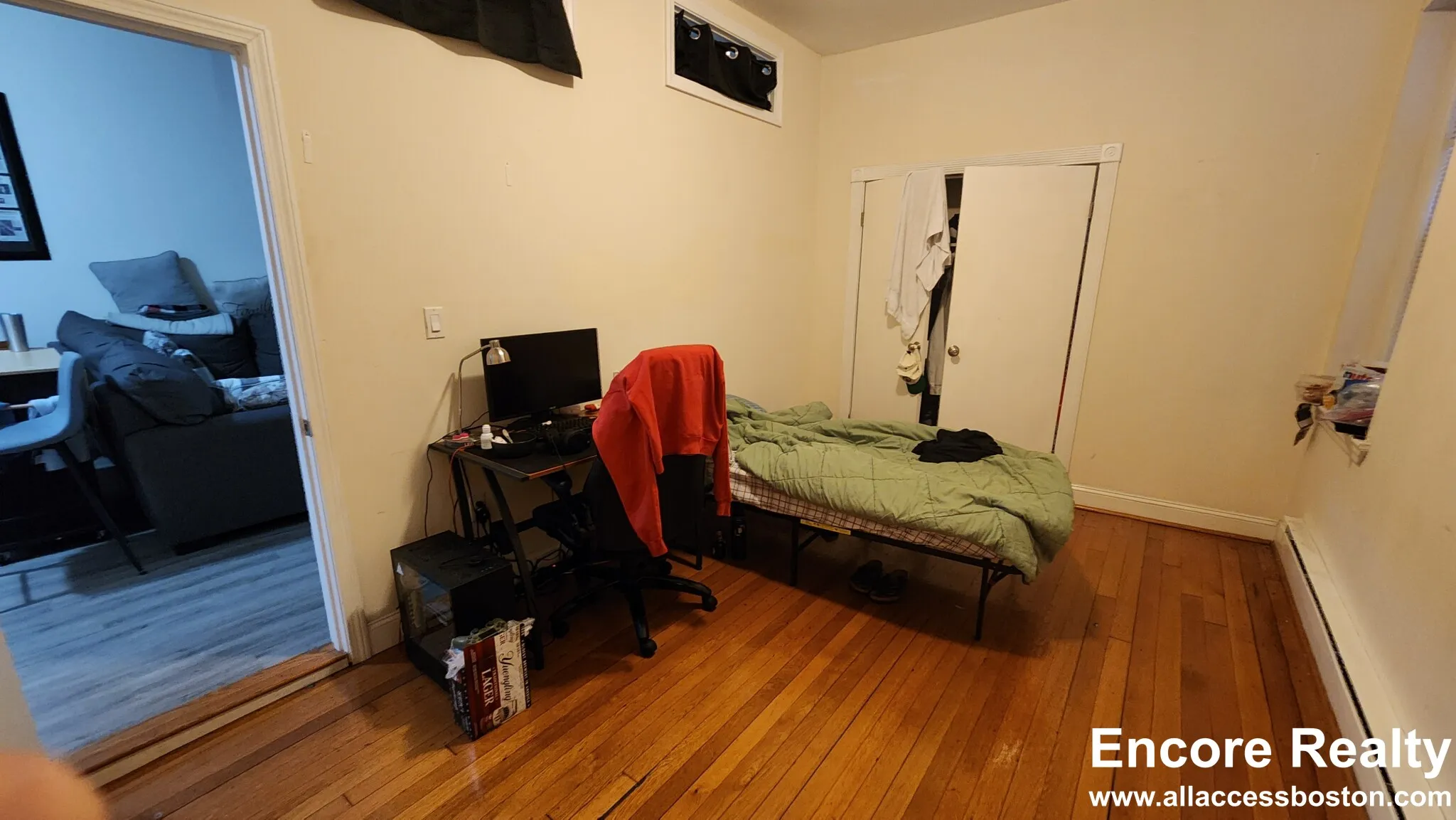 19 Aberdeen St, Fenway