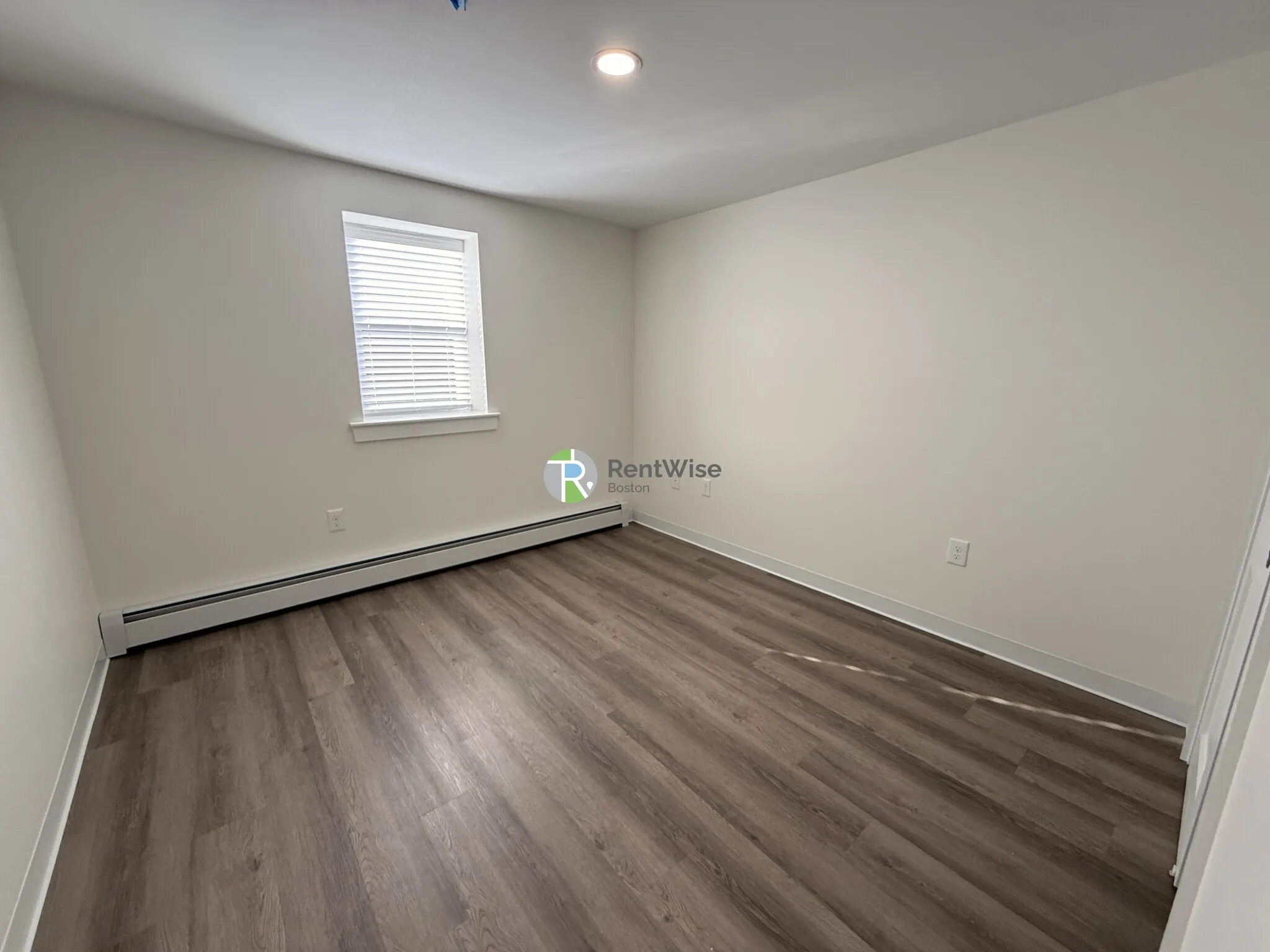 1741 Washington St, Braintree