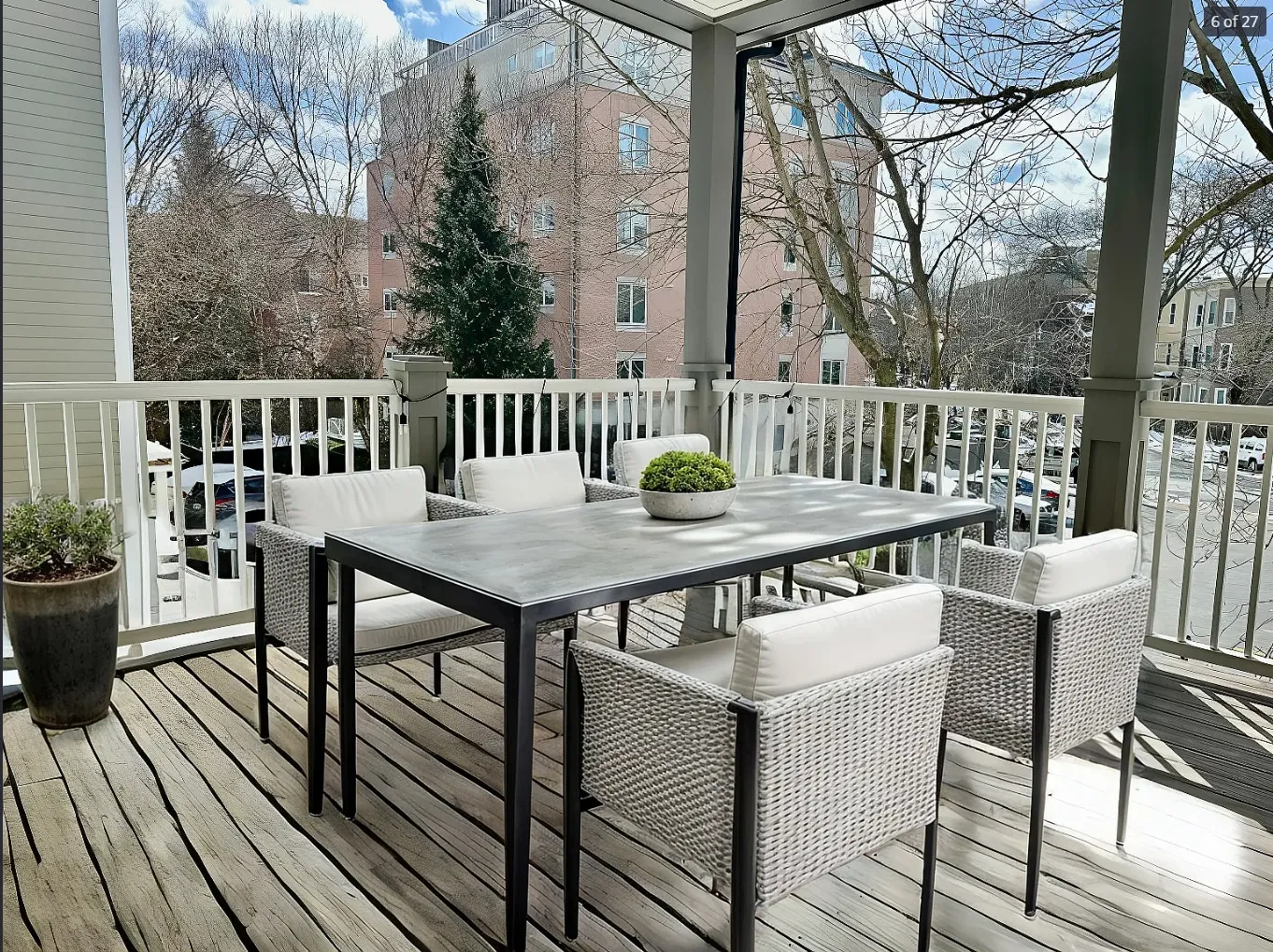 470 Green St, Riverside