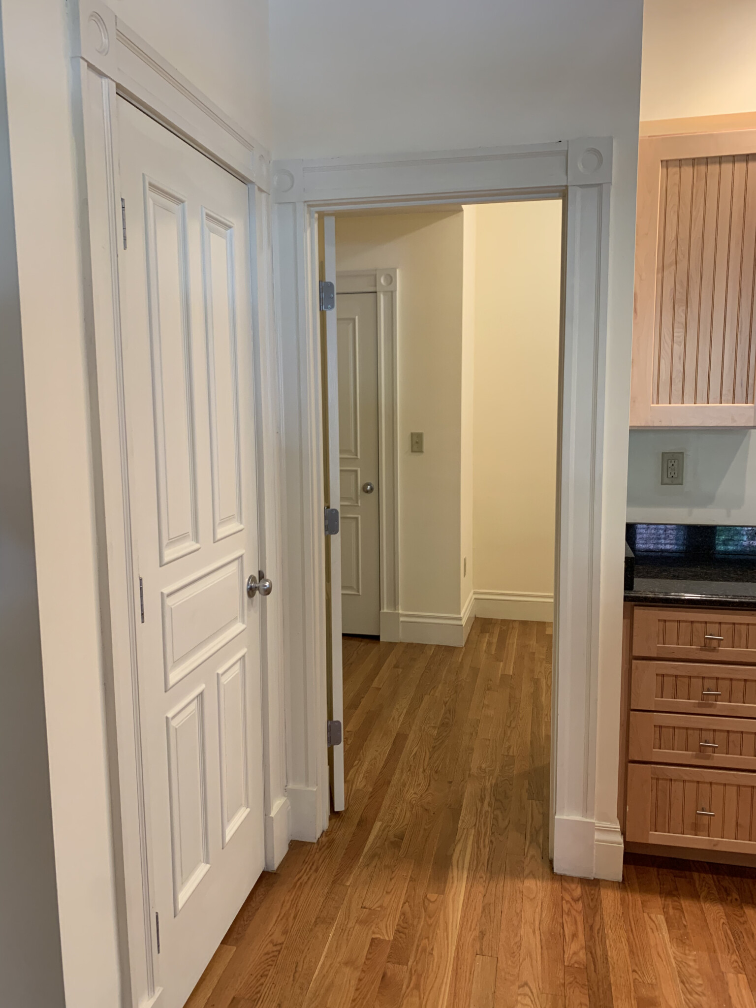 195 Commonwealth Ave, Back Bay