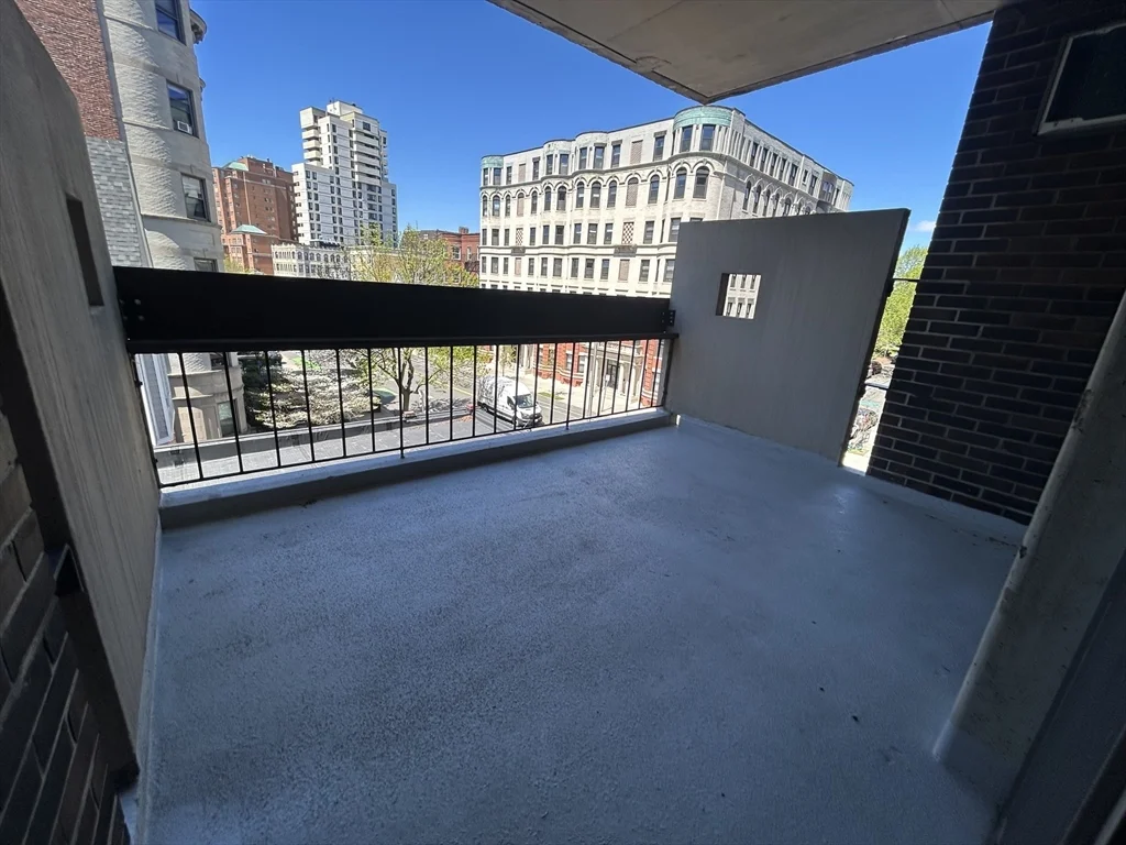 872 Massachusetts Ave, Central Square