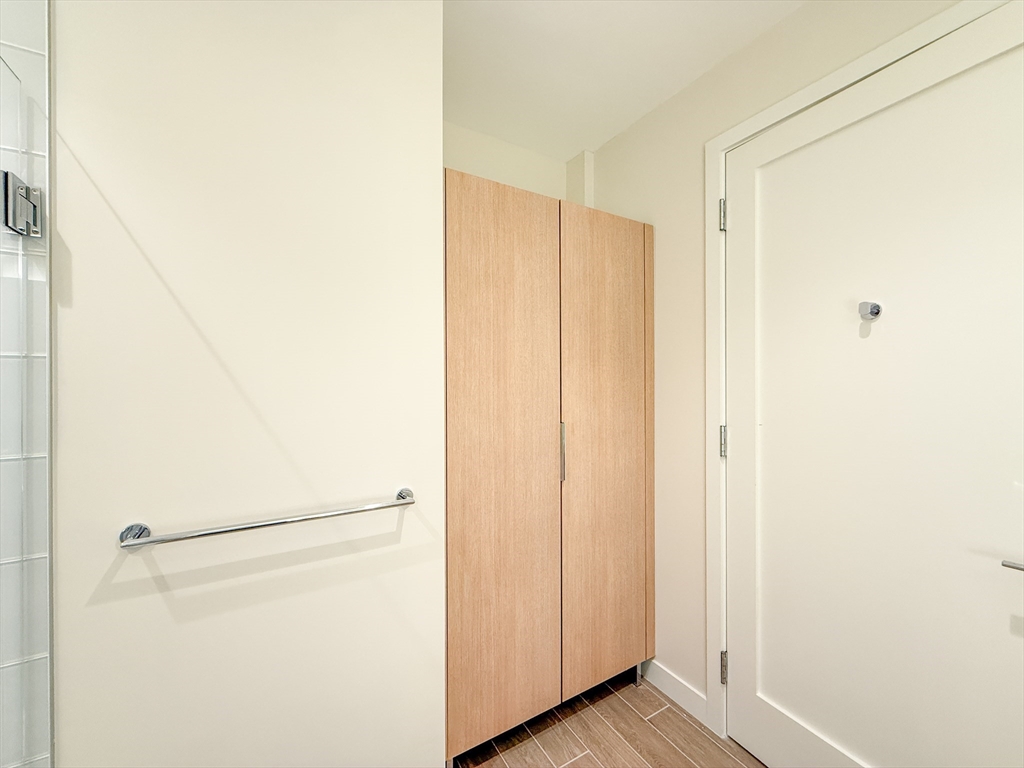 188 Brookline Ave, Fenway