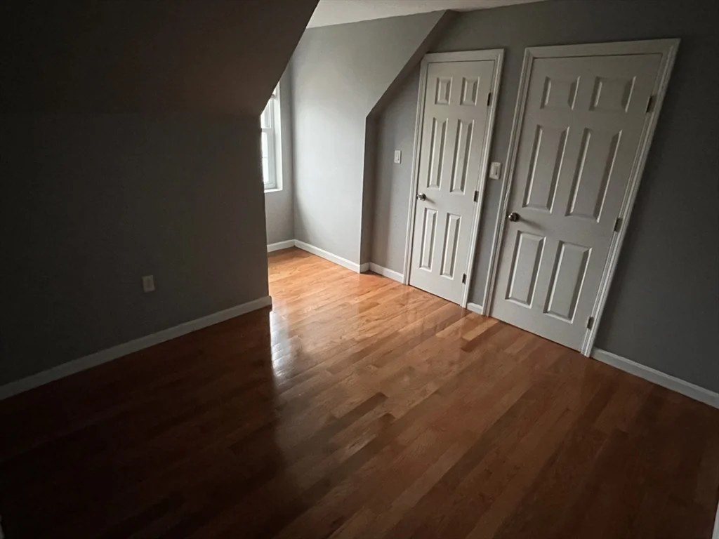242 Park Ave, Revere
