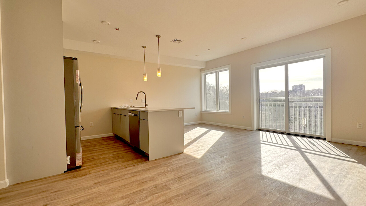 458 Washington St, Brighton