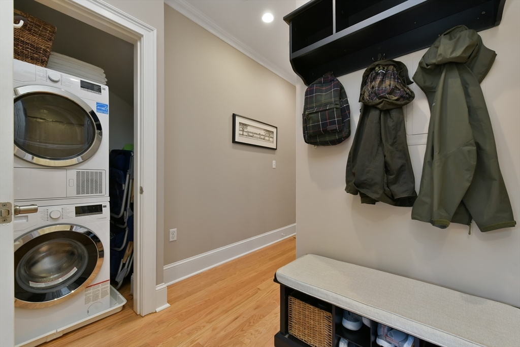 209 W Springfield St, South End