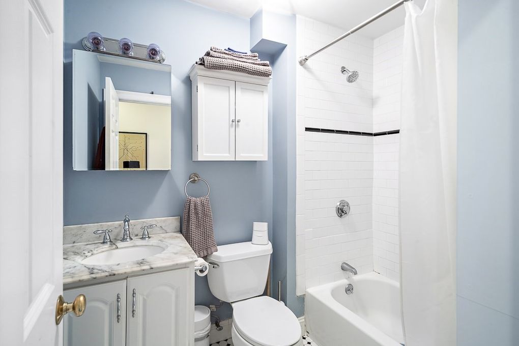 1 bed, 1 bath apartment for rent at 764 E 6th Unit 2, South Boston — photo 5 of 9