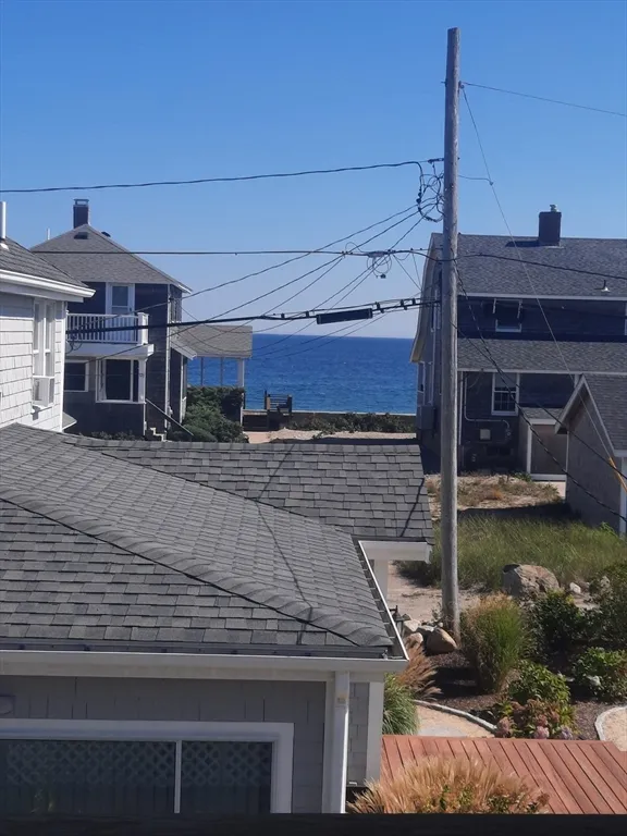 21 Manchester St, Scituate