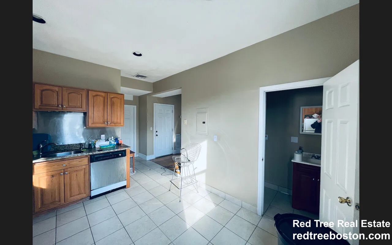 19 Highgate St, Allston