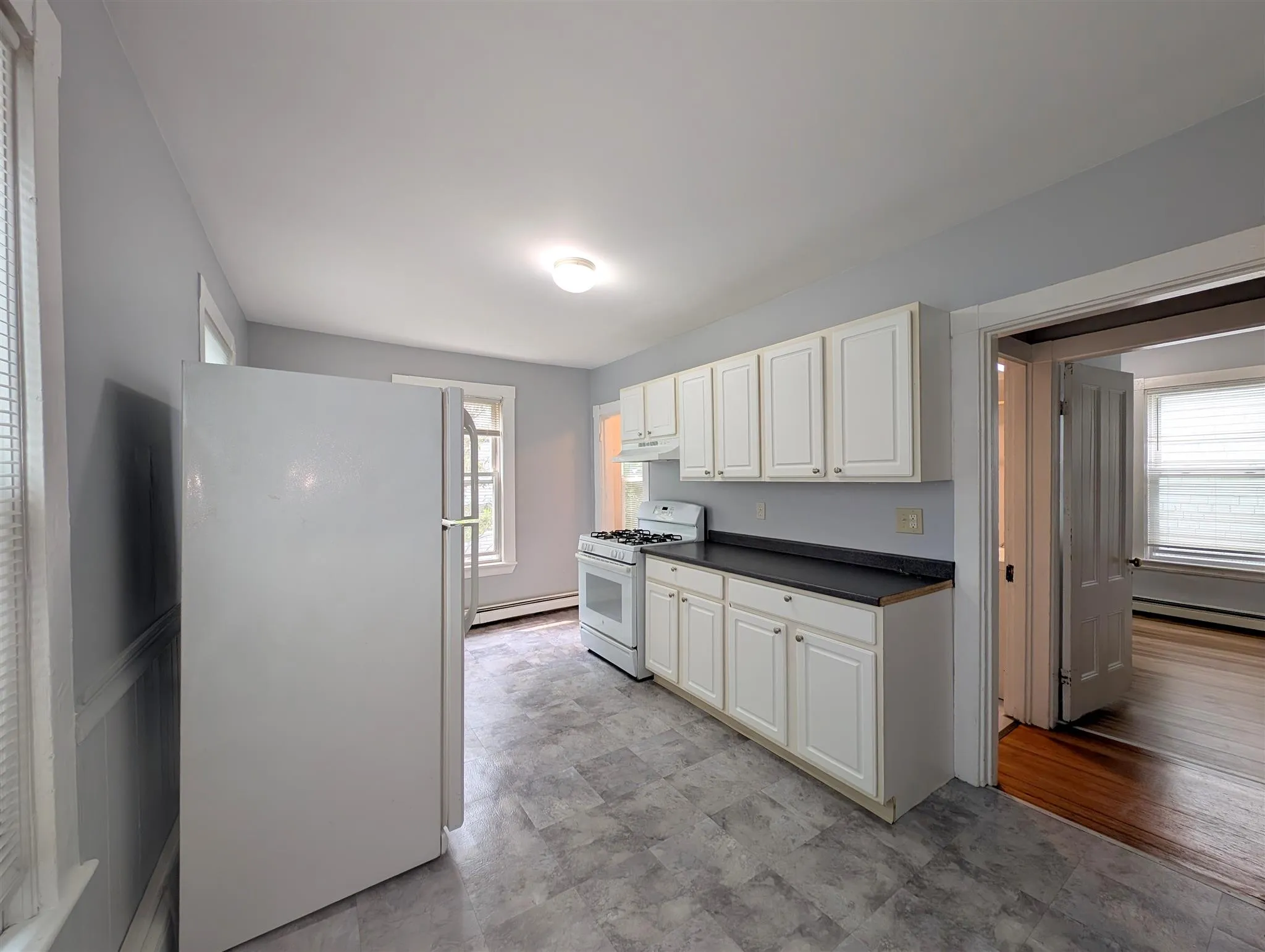 322 Beacon St, Ward Two