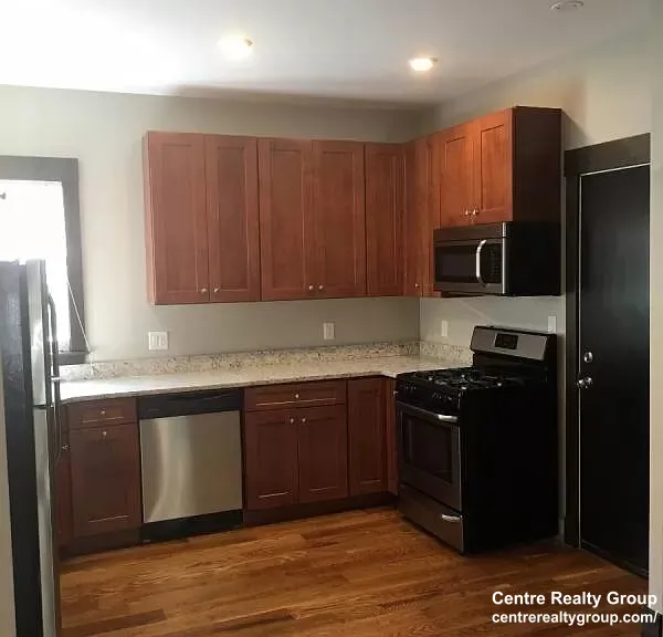 46 Creighton St, Jamaica Plain