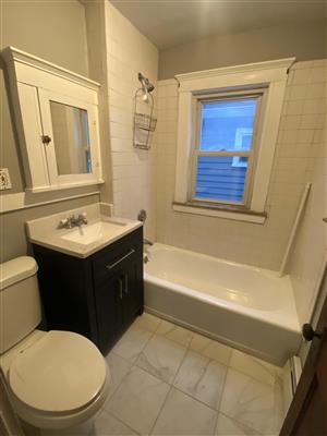 30 Holton St, West Medford