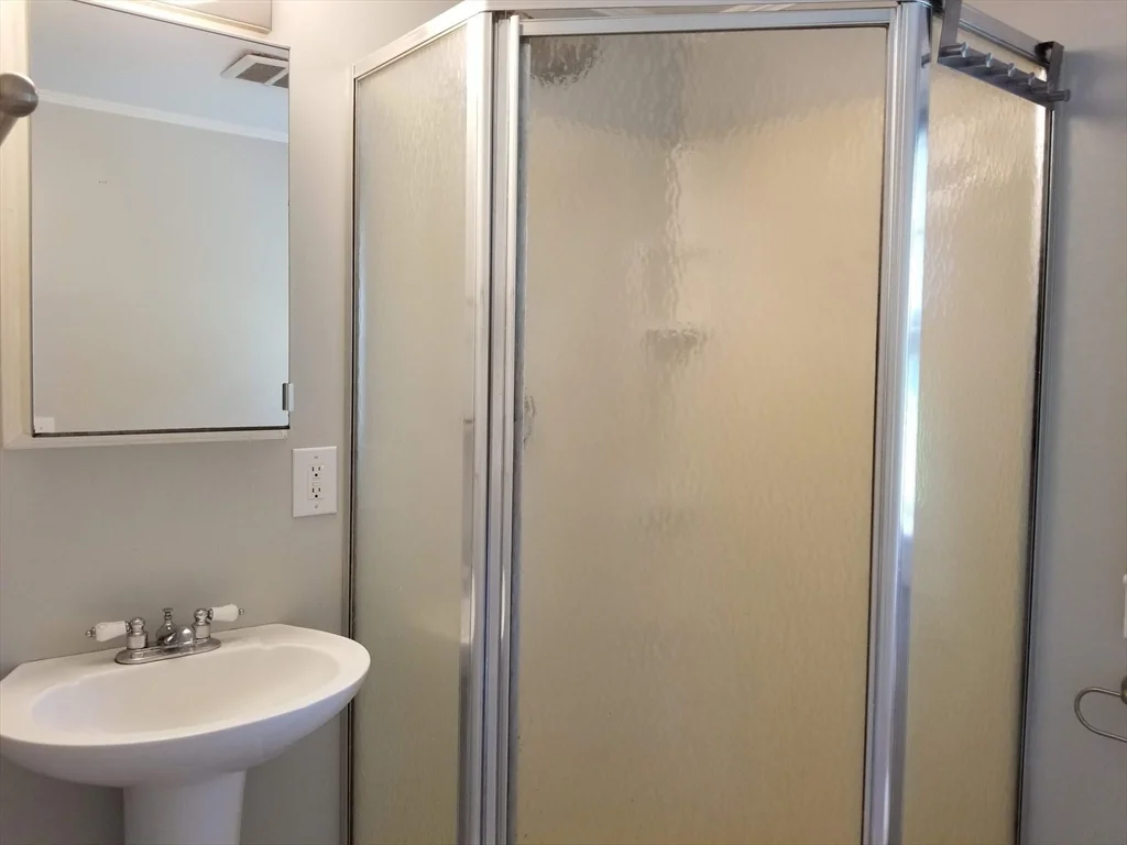 980 Careswell St, Marshfield