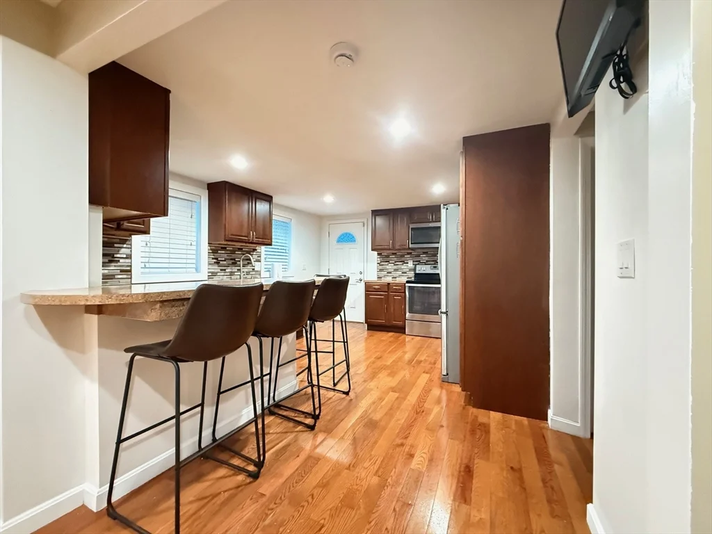 7 Southbridge St Ct, Auburn