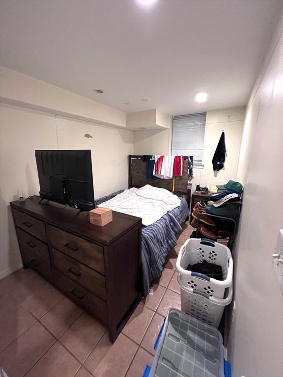 2 Paige Ave, South Boston