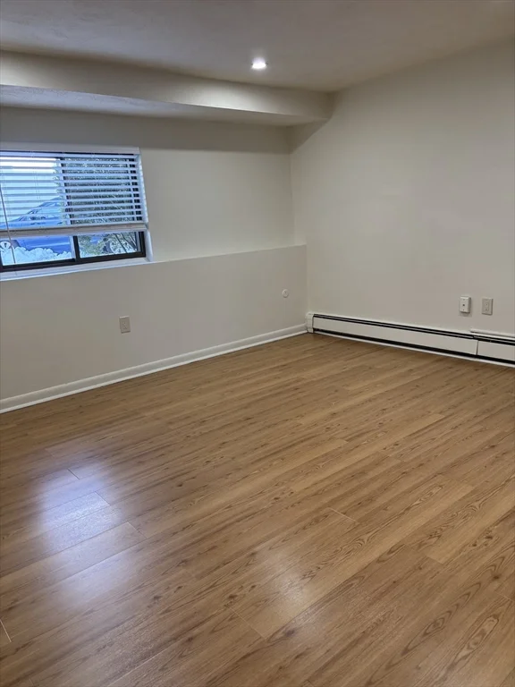 146 Willow St, Waltham