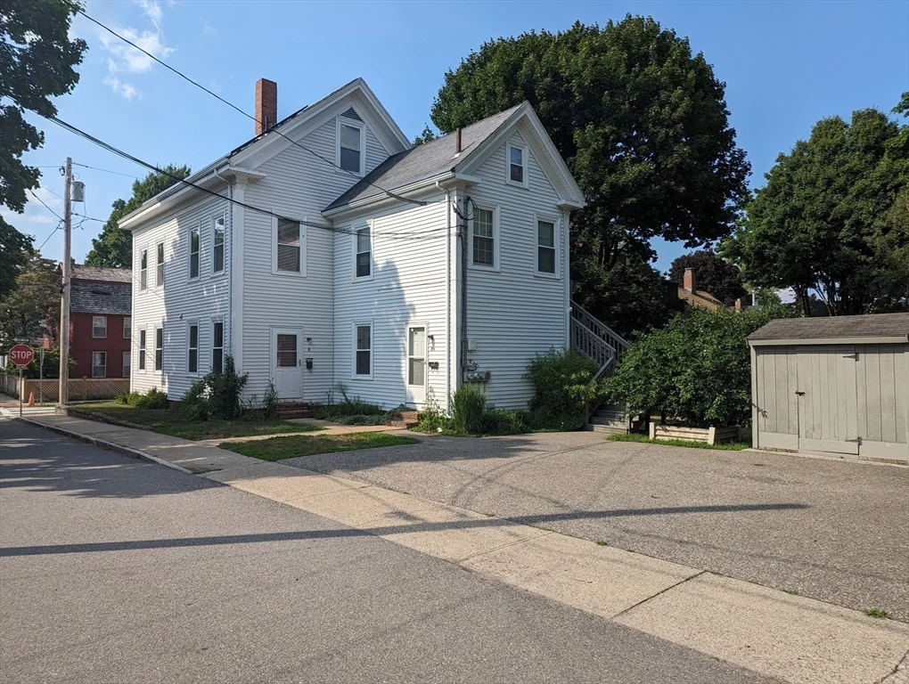 81/2 Russia, Newburyport