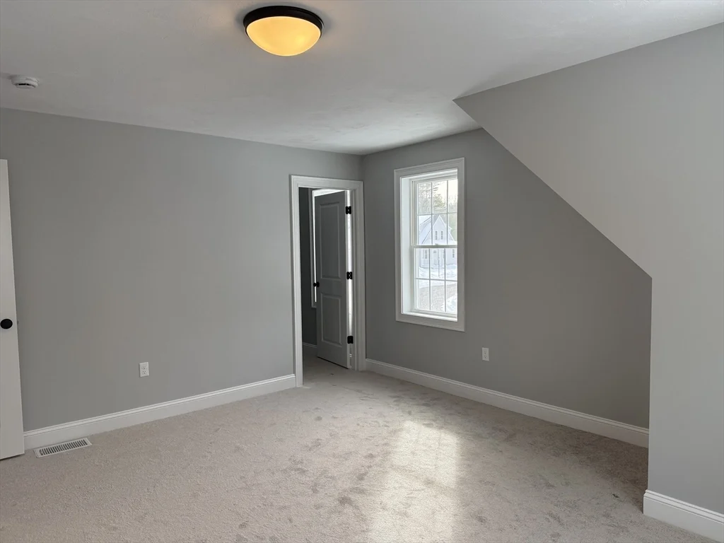 25 Kashmir's Way, Middleboro