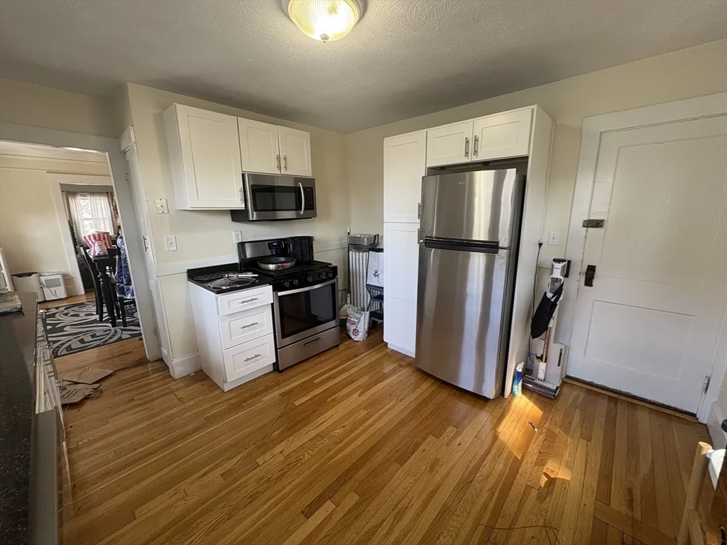11 Channing Rd, Watertown
