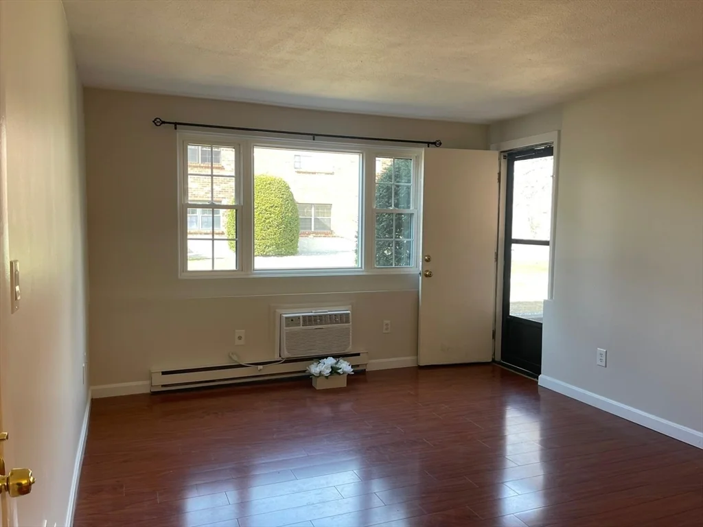 16-A Mayberry Dr, Westborough