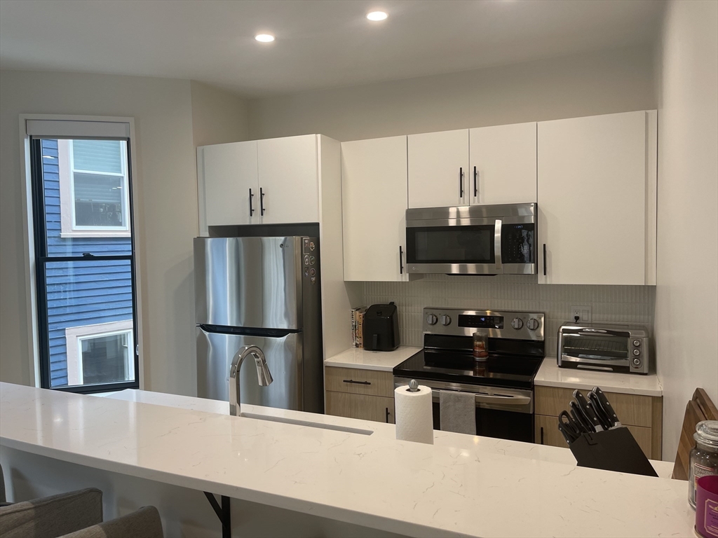 69 Bailey St, Dorchester