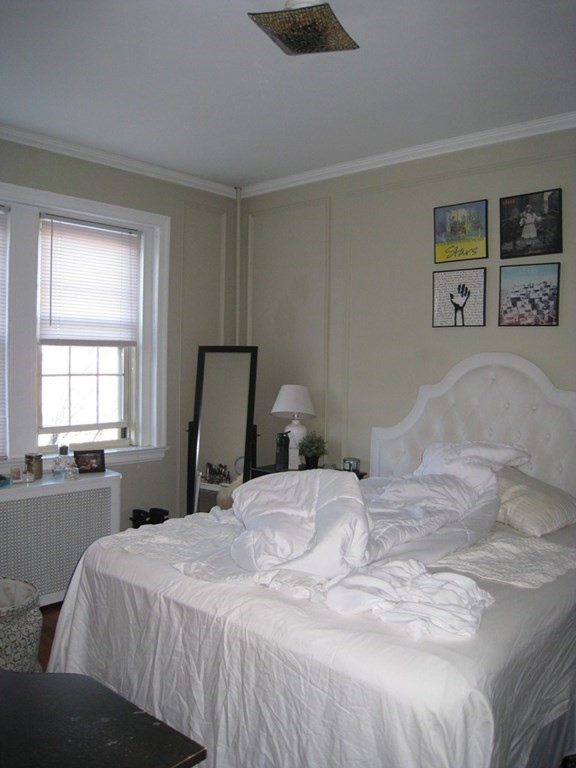 3 Arlington St, Neighborhood Nine