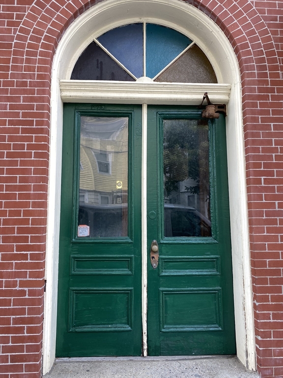 223 Paris St, East Boston