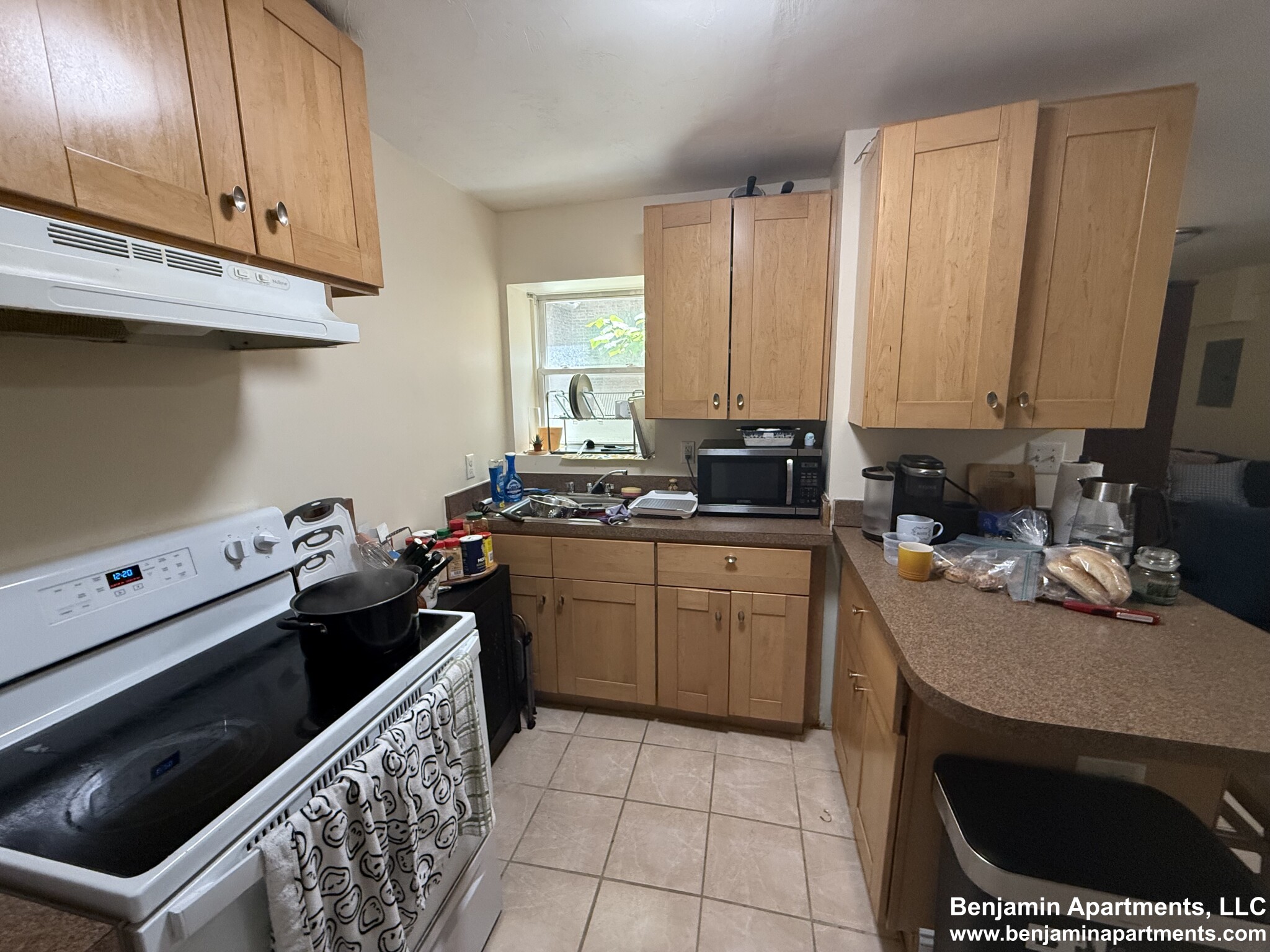 881 Huntington Ave, Mission Hill